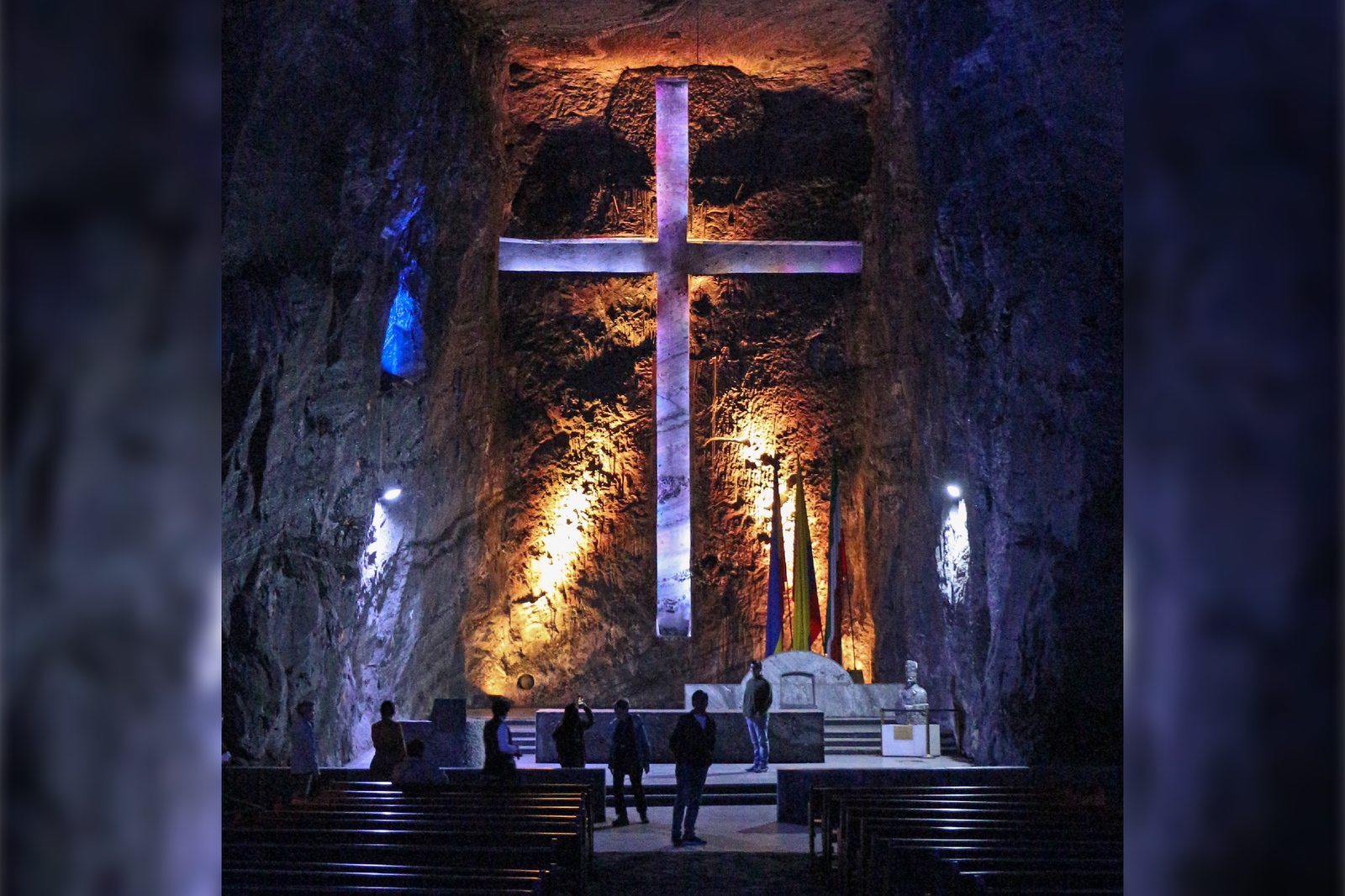 interior-catedral-de-sal-zipaquira-tour