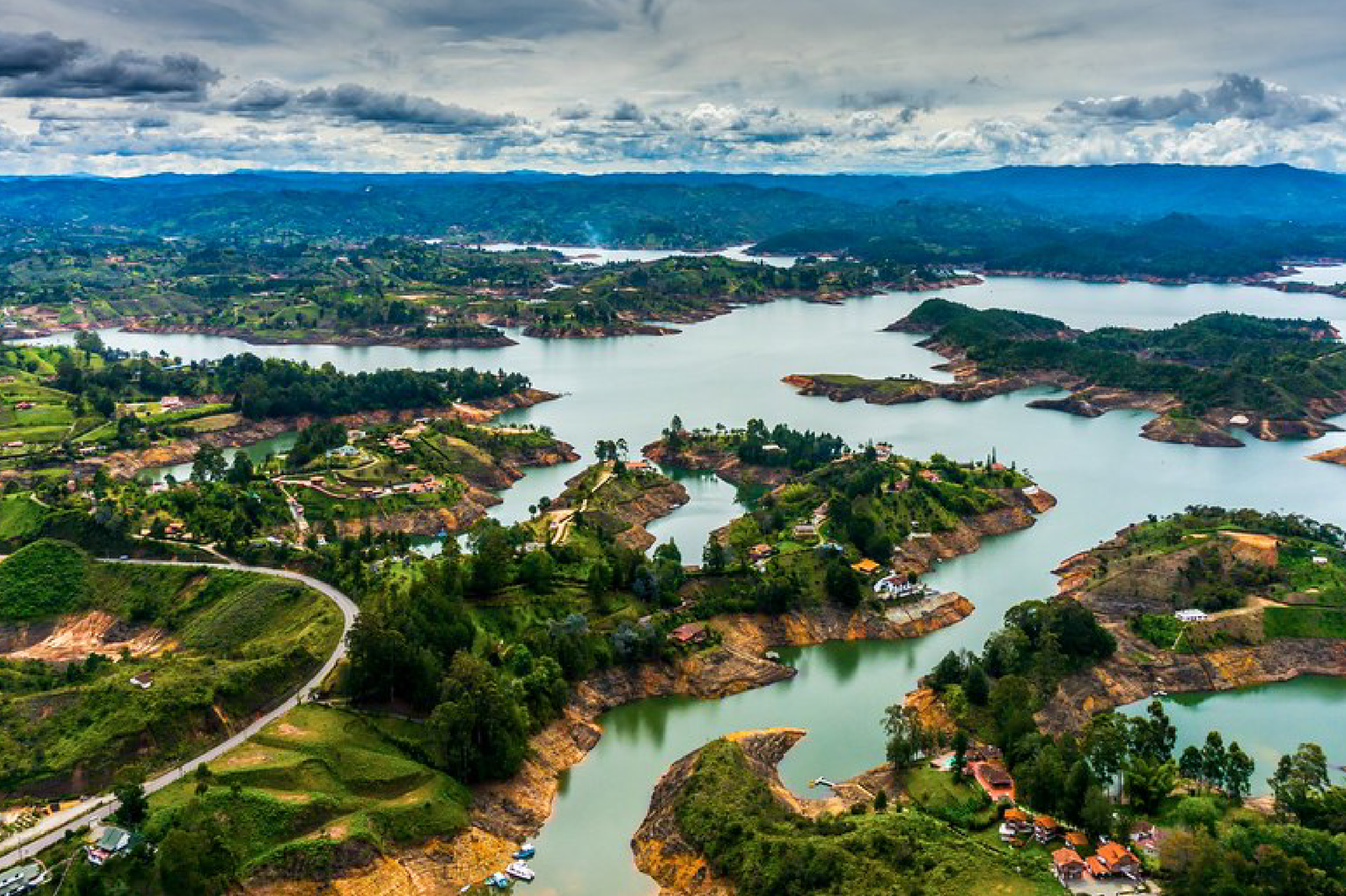 pasadía piedra del peñol en guatapé