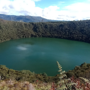 tour privado al lago de guatavita, cundinamarca, bogotá, colombia